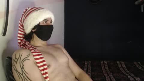 Snapshot of oliver_laid_2023 chatting on December 2024 11:31:02 PM oliver_laid_2023 online show from December 2024 11:31:02 PM