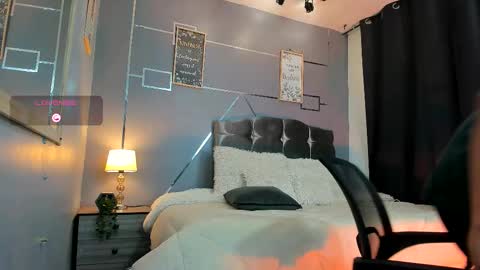 oliver mr  online show from November 2025 08:03:01 PM