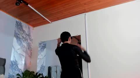 oliver mr  online show from January 2026 02:38:01 AM