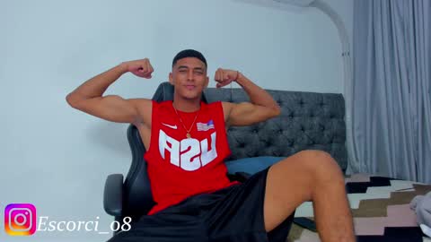 Snapshot of oliver_smith_2 chatting on December 2024 04:36:01 PM oliver_smith_2 online show from December 2024 04:36:01 PM