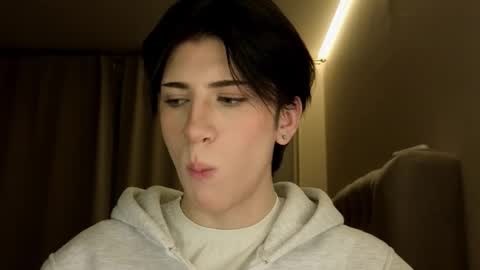 oliver online show from March 2026 07:50:02 PM