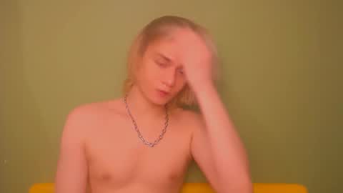 Oliver online show from February 2025 02:08:02 AM