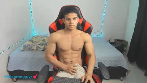 oliver thompsson online show from December 2025 01:59:02 AM