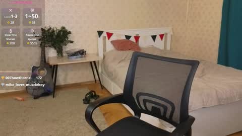 Oliver Evans online show from February 2025 01:02:02 AM