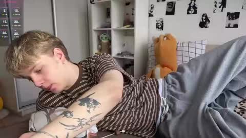 oliver online show from April 2026 12:01:01 PM