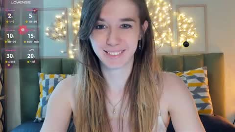 Snapshot of olivia_7 chatting on May 2026 05:29:01 PM Olivia online show from May 2026 05:29:01 PM