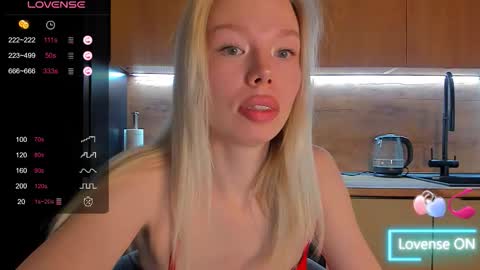Olivia 3 online show from March 2026 09:18:02 PM