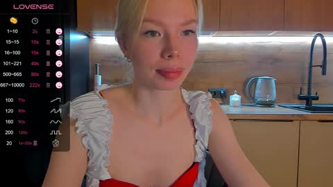 Snapshot of olivia_bells chatting on May 2026 09:20:01 PM Olivia 3 online show from May 2026 09:20:01 PM