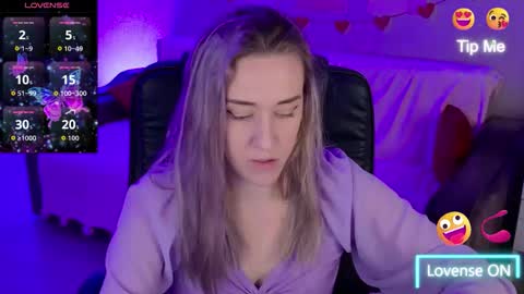 Snapshot of olivia_daze chatting on October 2025 08:20:01 PM olivia_daze online show from October 2025 08:20:01 PM