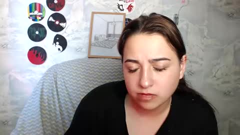 Snapshot of olivia_defo chatting on October 2025 07:03:02 AM olivia_defo online show from October 2025 07:03:02 AM
