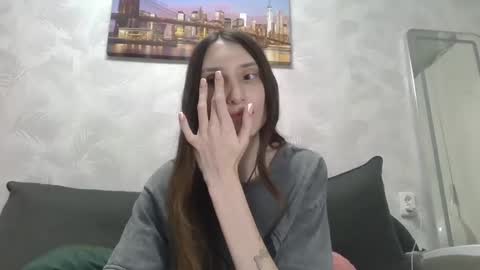 Olivia online show from February 2025 10:33:01 PM