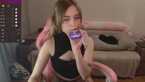 Snapshot of olivia_grr chatting on March 2026 03:04:02 PM Olivia online show from March 2026 03:04:02 PM