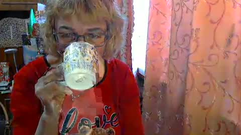 Snapshot of olivia_mia25 chatting on April 2026 09:46:01 AM Olivia Mia online show from April 2026 09:46:01 AM