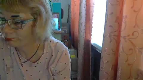 Snapshot of olivia_mia25 chatting on May 2026 08:41:01 AM Olivia Mia online show from May 2026 08:41:01 AM