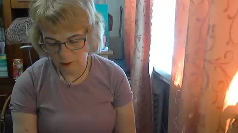 Snapshot of olivia_mia25 chatting on May 2026 10:56:02 AM Olivia Mia online show from May 2026 10:56:02 AM
