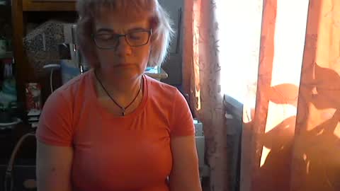 Snapshot of olivia_mia25 chatting on May 2026 11:53:01 AM Olivia Mia online show from May 2026 11:53:01 AM