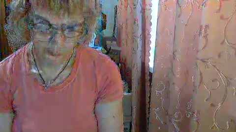 Snapshot of olivia_mia25 chatting on May 2026 05:47:01 AM Olivia Mia online show from May 2026 05:47:01 AM