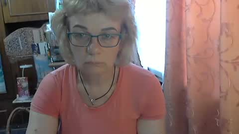Snapshot of olivia_mia25 chatting on June 2026 10:09:01 AM Olivia Mia online show from June 2026 10:09:01 AM