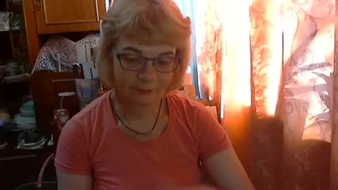 Snapshot of olivia_mia25 chatting on June 2026 02:54:02 PM Olivia Mia online show from June 2026 02:54:02 PM