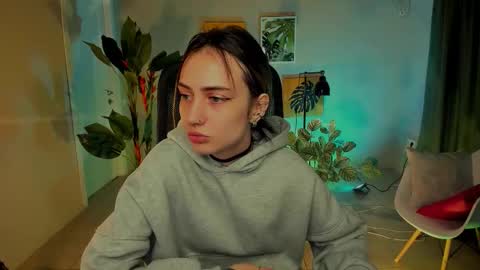 Snapshot of olivia_norton_ chatting on September 2025 12:09:01 PM olivia_norton_ online show from September 2025 12:09:01 PM