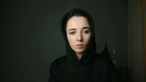 Olivia online show from February 2025 09:31:01 PM