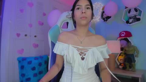 olivia_pretty_ online show from February 2025 12:14:02 PM
