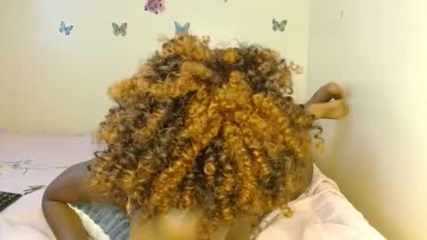 Snapshot of olivia_roxxyy chatting on March 2026 09:32:02 AM olivia online show from March 2026 09:32:02 AM