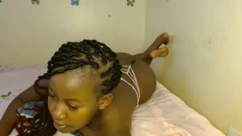 Snapshot of olivia_roxxyy chatting on April 2026 09:15:01 AM olivia online show from April 2026 09:15:01 AM