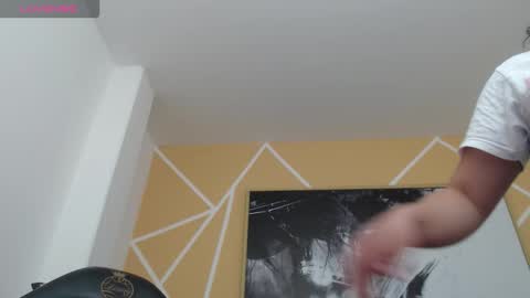 Olivia online show from October 2025 01:01:01 PM