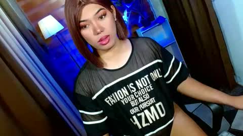 Miss OLIVIA online show from March 2026 10:01:01 AM