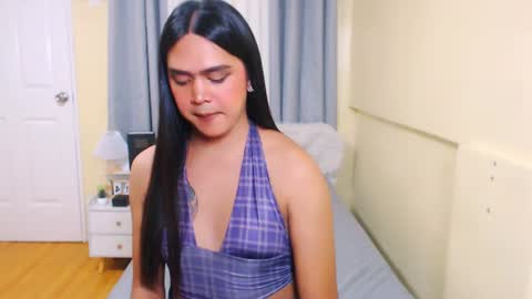Snapshot of olivia_xxo chatting on June 2026 10:15:01 AM olivia_xxo online show from June 2026 10:15:01 AM