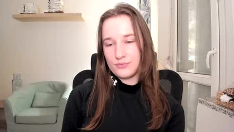 Snapshot of oliviaaa2003 chatting on January 2025 02:59:01 PM Oliwiaa2004 online show from January 2025 02:59:01 PM