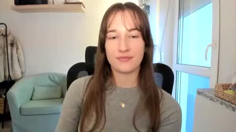 Snapshot of oliviaaa2003 chatting on January 2026 02:01:02 PM Oliwiaa2004 online show from January 2026 02:01:02 PM