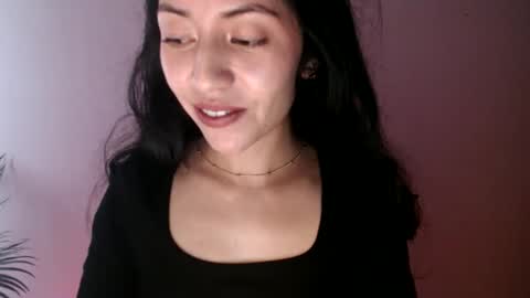 Snapshot of oliviaaa__ chatting on May 2026 05:55:02 PM oliviaaa__ online show from May 2026 05:55:02 PM