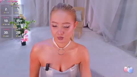 Snapshot of oliviabr0wn chatting on July 2026 06:55:02 AM Olivia online show from July 2026 06:55:02 AM