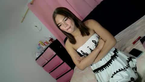 Snapshot of oliviacummer_69 chatting on October 2025 10:35:01 AM OLIVIA online show from October 2025 10:35:01 AM