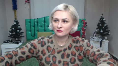 OliviaHorst online show from December 2024 10:08:02 AM