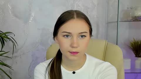 olivialangs online show from March 2026 10:54:01 AM