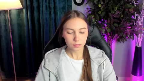 olivialangs online show from March 2026 11:14:01 AM