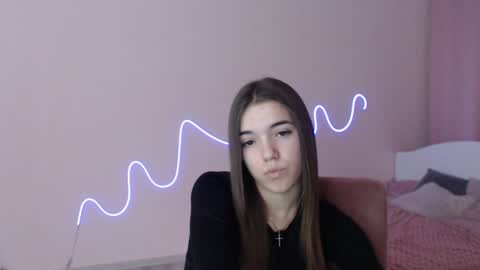 Olivia online show from December 2024 06:31:01 PM