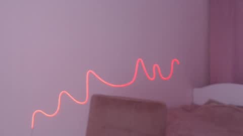 Olivia online show from December 2024 04:17:01 PM