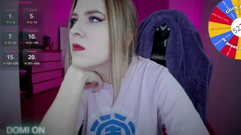 Snapshot of oliviamunk chatting on December 2024 06:52:02 AM . online show from December 2024 06:52:02 AM