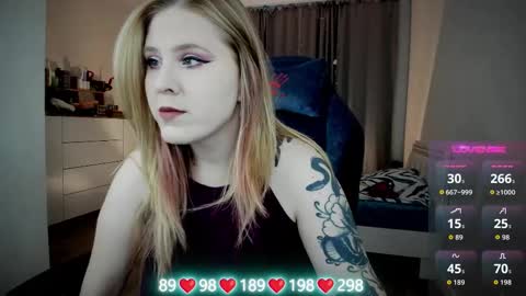 Snapshot of oliviamunk chatting on September 2025 04:12:01 AM . online show from September 2025 04:12:01 AM