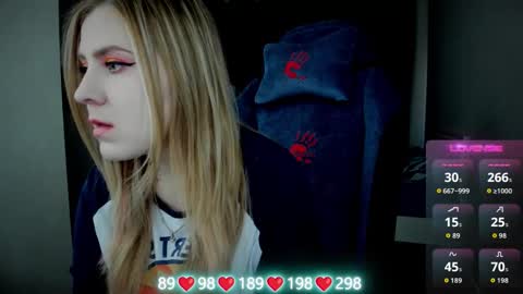 Snapshot of oliviamunk chatting on September 2025 05:01:02 AM . online show from September 2025 05:01:02 AM