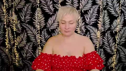 Kelly online show from March 2025 12:09:01 PM