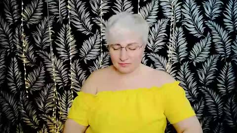Snapshot of oliviaoskar_ chatting on May 2026 10:36:01 AM Kelly online show from May 2026 10:36:01 AM