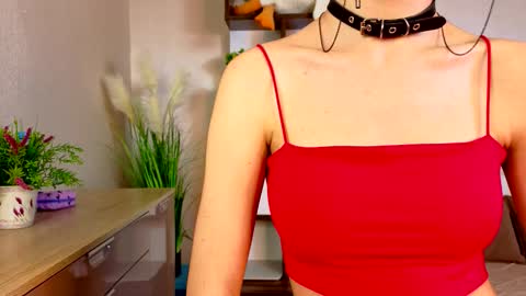 Snapshot of oliviastanton chatting on October 2025 01:25:01 PM oliviastanton online show from October 2025 01:25:01 PM