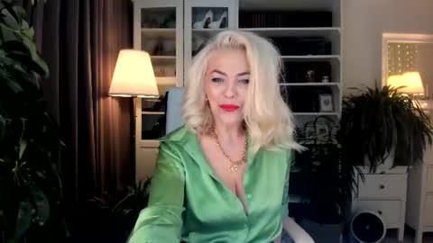 ollalla7 online show from July 2026 03:43:02 PM
