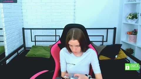 Olli and Stiw online show from January 2025 06:19:02 AM