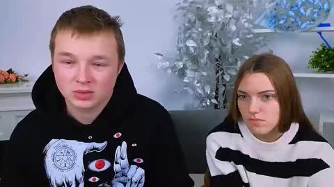 Olli and Stiw online show from November 2025 08:57:02 AM